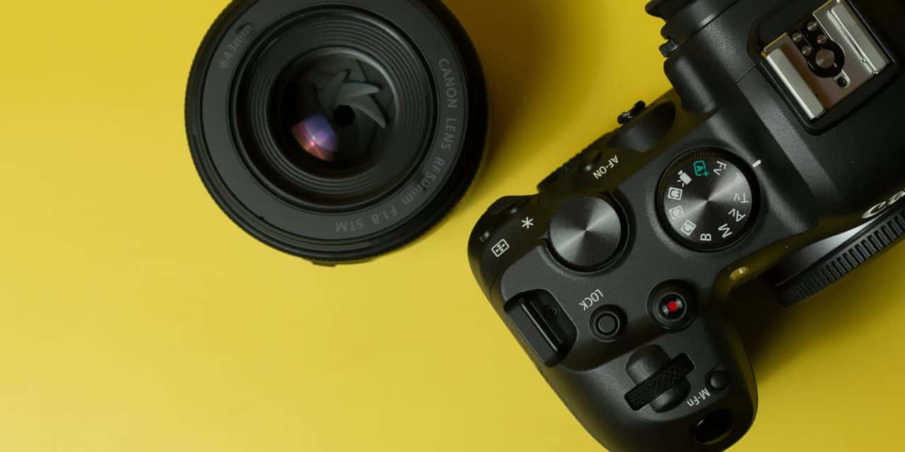 Top 6 Mirrorless Cameras for Less Than $1,000